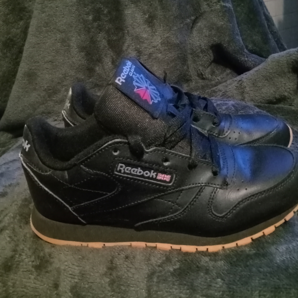 Reebok boys Classic Leather